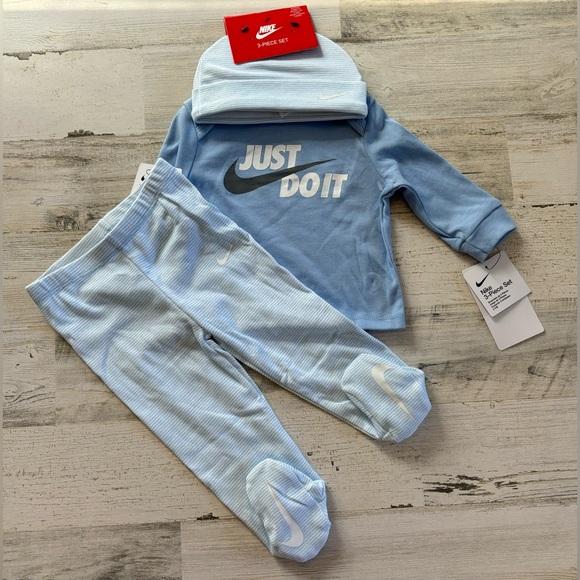 Nike Other - NWT Nike Baby Boy 3 Piece Outfit Size 6 months